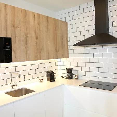 Piso Boutique Frente Al Casco Viejo De Bilbao