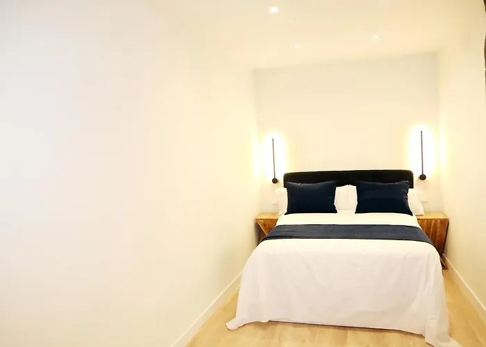 Piso Boutique Frente Al Casco Viejo De شقة