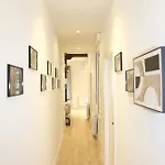 Piso Boutique Frente Al Casco Viejo De *
